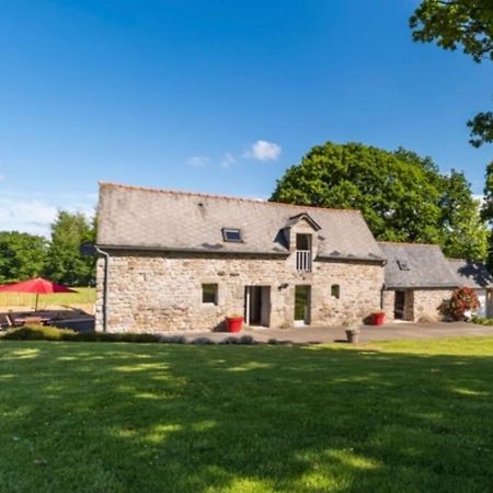 A L'Oree Du Bois Pommerit-le-Vicomte Exteriör bild