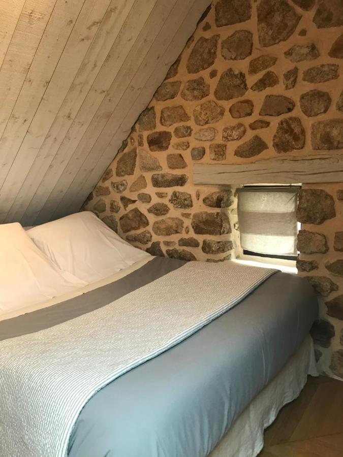 A L'Oree Du Bois Pommerit-le-Vicomte Exteriör bild