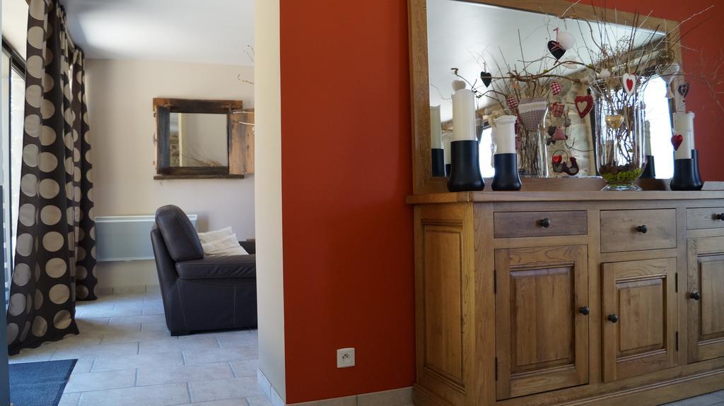 A L'Oree Du Bois Pommerit-le-Vicomte Rum bild